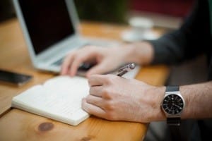 hand holding a pen